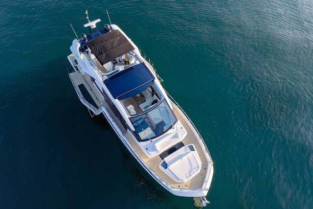 Galeon 570 SKY