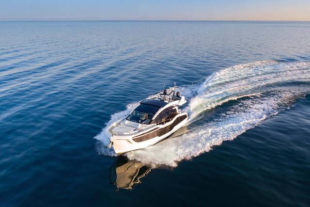 Galeon 570 SKY