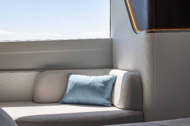 Galeon 570 SKY
