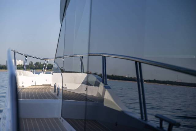 Galeon 570 SKY