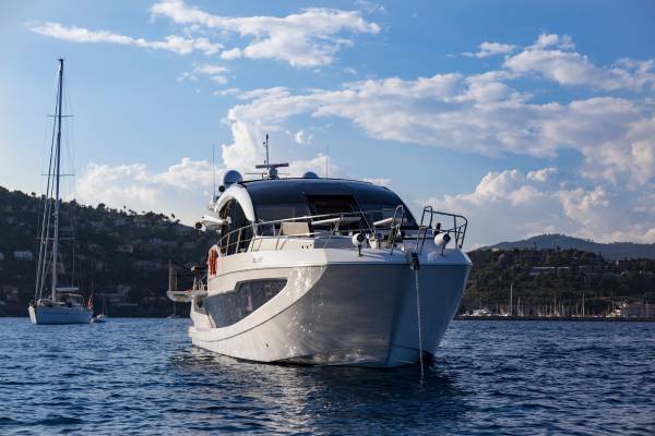 Galeon 650 SKYDECK