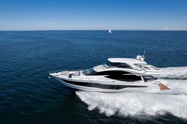 Galeon 800 FLY