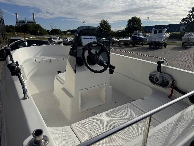 Galeon Galia 440 m/ 40hk mercury 4-takt