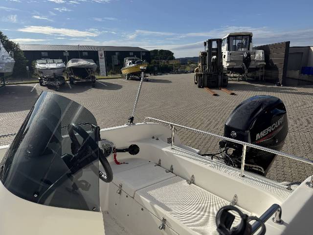 Galeon Galia 440 m/ 40hk mercury 4-takt