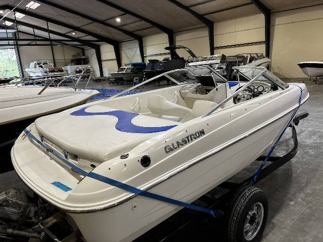 Glastron 175MX / Volvo Penta 3.0 135