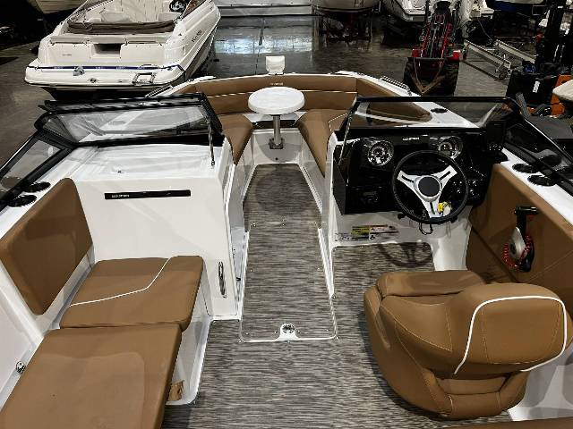Glastron 220 GTD - 225 HK Yamaha/Udstyr