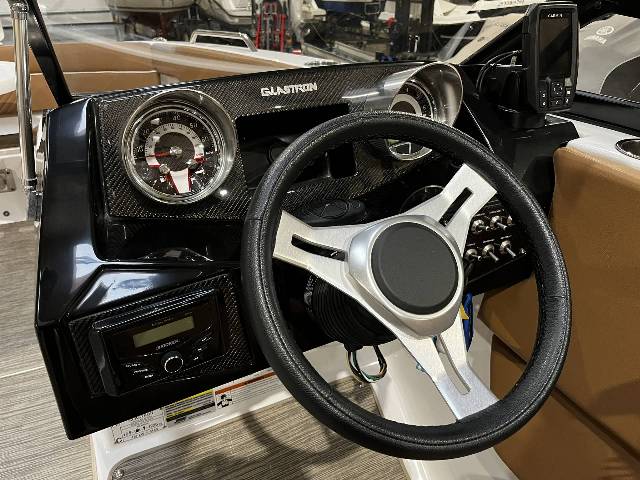 Glastron 220 GTD - 225 HK Yamaha/Udstyr