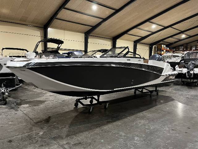 Glastron 220 GTD - 225 HK Yamaha/Udstyr