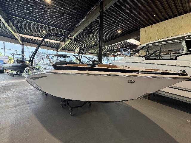 Glastron GT205 / Mercruiser 4,5 250hk