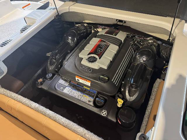 Glastron GT205 / Mercruiser 4,5 250hk