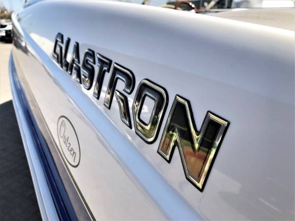 Glastron 225 GT