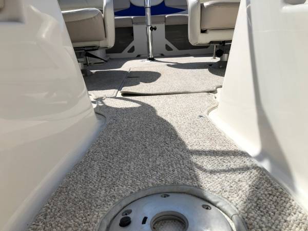 Glastron 225 GT