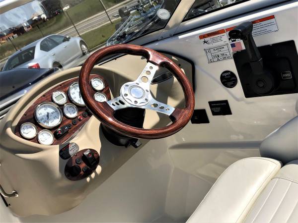 Glastron 225 GT