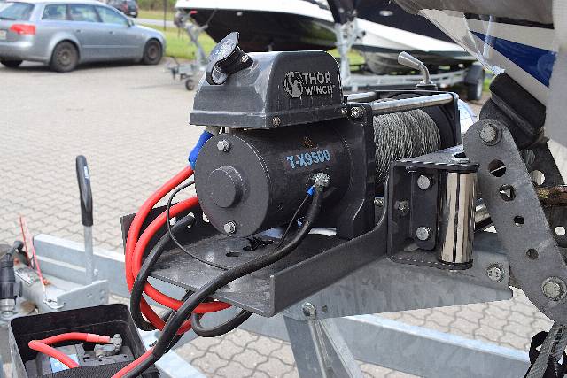 Glastron 225 GT