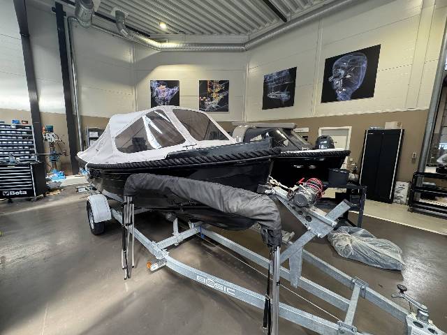 Corsiva 475 Tender / 15hk yamaha