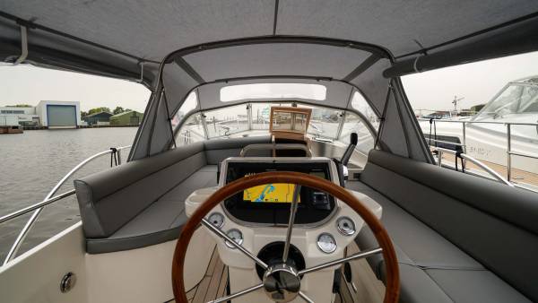 Intercruiser 29