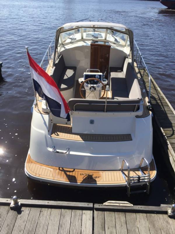 Intercruiser 32