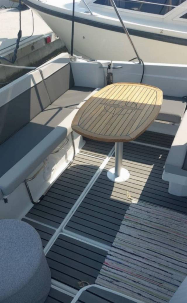 Jeanneau Merry Fisher 795 Serie 2 - Yamaha 150 HK/LOADET Udstyr