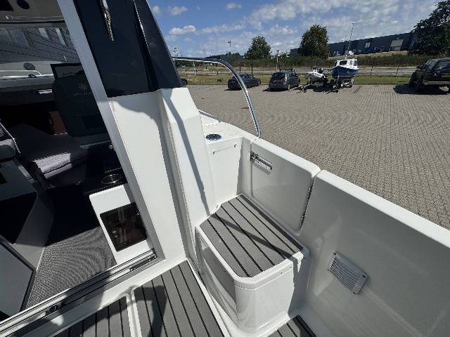 Jeanneau Merry Fisher 795 Serie 2 - Yamaha 150 HK/LOADET Udstyr