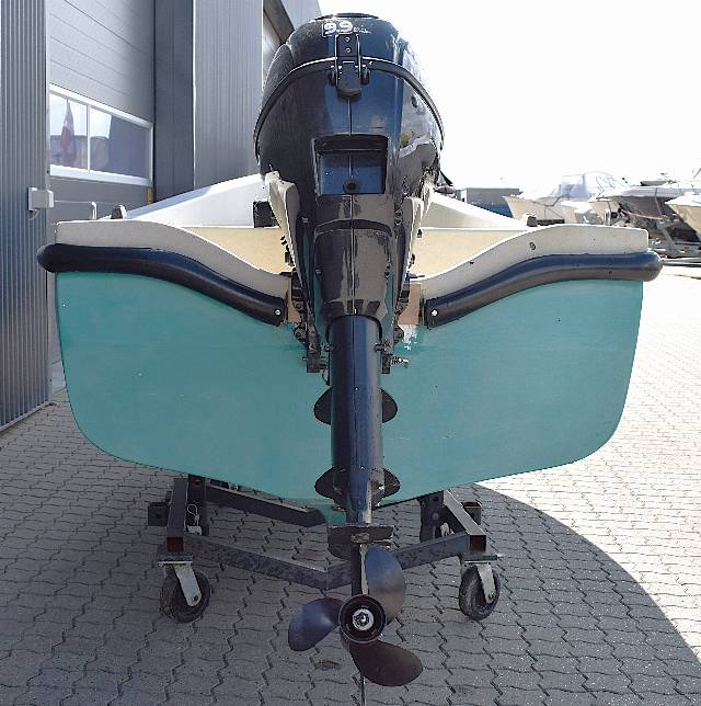 Jolle m/Hidea 9.9 motor