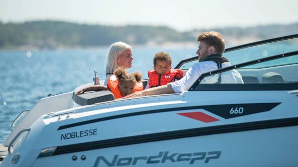 Nordkapp Noblesse 660 m/150 HK Yamaha og udstyr - letbrugt