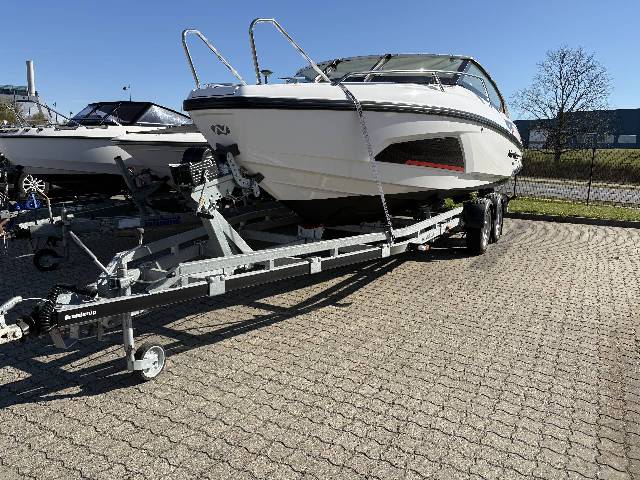 Nordkapp Noblesse 660 - Merucry 200 HK/Udstyr