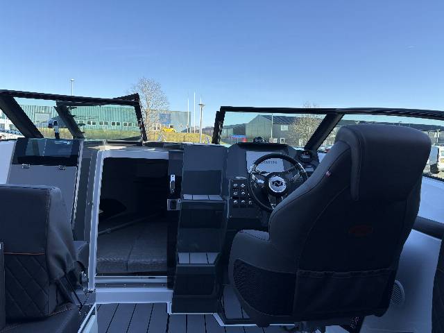 Nordkapp Noblesse 660 - Yamaha F150/Udstyr