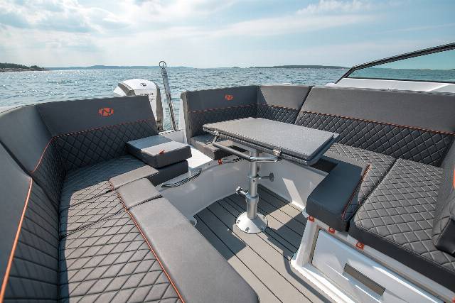 Nordkapp Noblesse 720 - 250 HK Yamaha/Udstyr