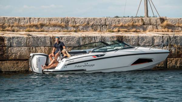Nordkapp Noblesse 720 - 200 HK Yamaha & udstyr