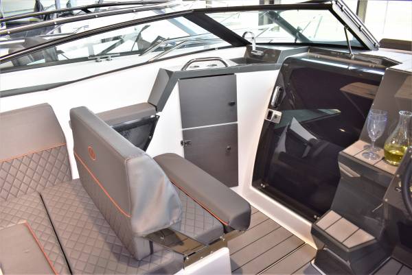 Nordkapp Noblesse 720 - Yamaha 200 HK/Udstyr