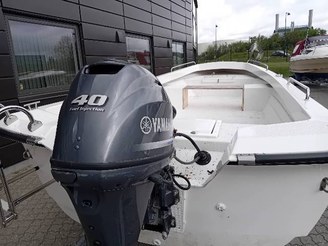 Nydam 550 m/ Yamaha F40