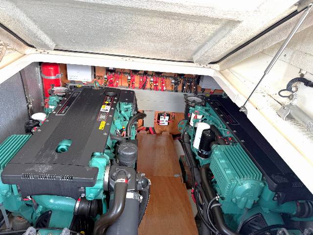 Prestige 42S - Twin Volvo Penta IPS500/Udstyr