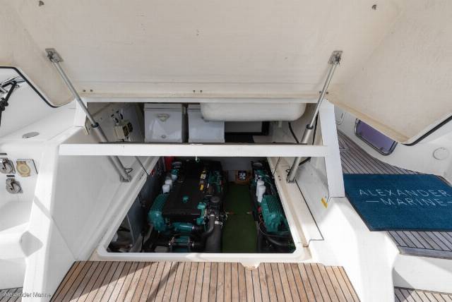Prestige 42S - Twin Volvo Penta IPS500/Udstyr