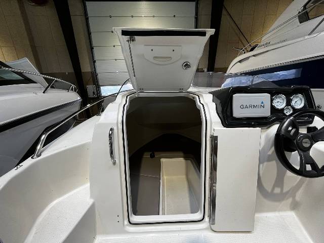 Quicksilver 455 Cabin