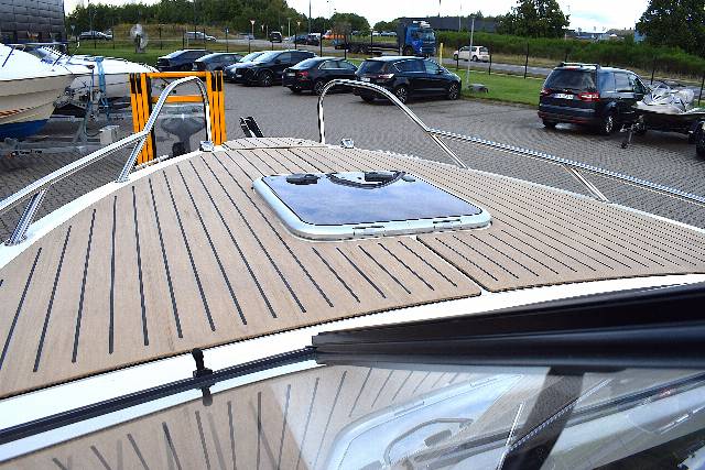 Quicksilver 605 Cruiser m/Mercury F150 HK og udstyr