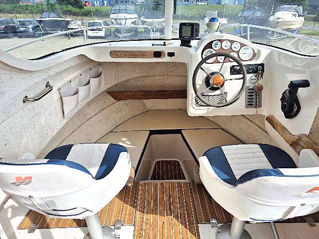 Quicksilver 630 m/ MerCruiser Diesel 135 HK