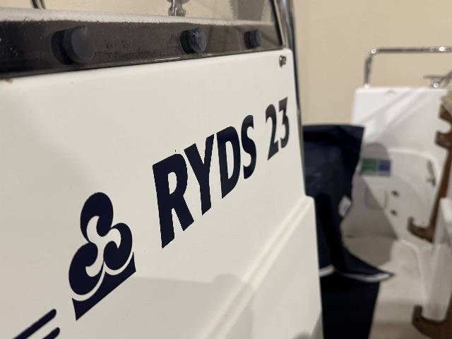 Ryds 23 WA 4,3 mercruiser