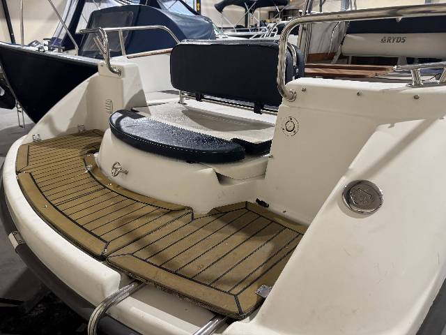 Ryds 23 WA 4,3 mercruiser