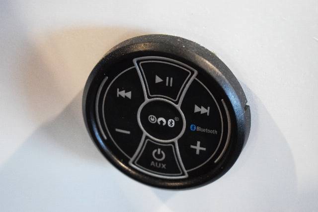 Ryds 735VI - 200 HK Yamaha/Udstyr