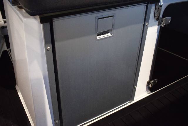 Ryds 735VI - 200 HK Yamaha/Udstyr