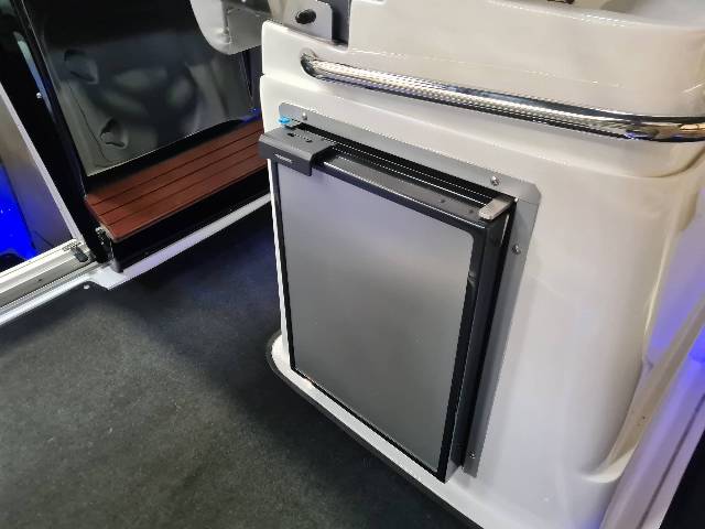 Saver 750 Cabin - Susuzki 250 HK/Udstyr