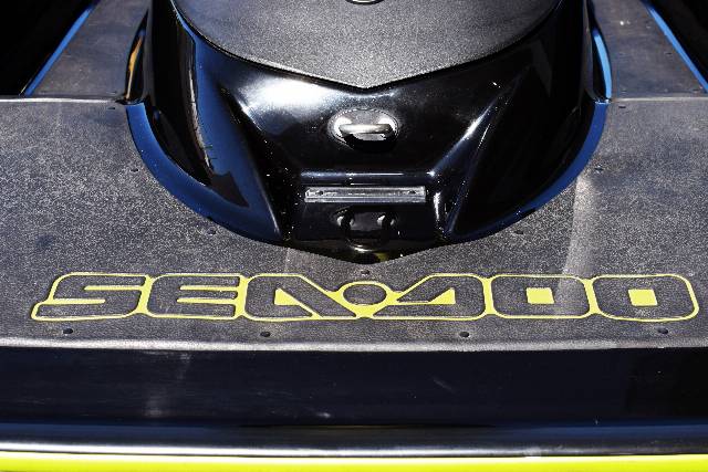 Seadoo Bombadier RXP 215 - Supercharged Rotax motor