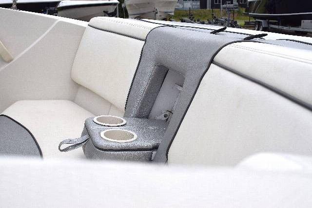 Searay 195 Sport m Mercruiser 5,0MPI V8