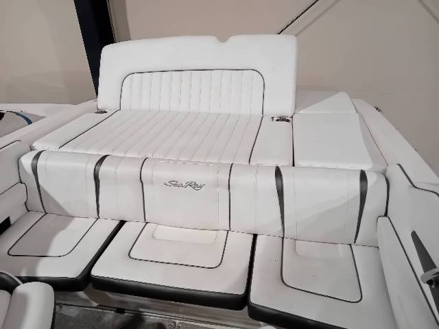 Searay 220 Sunsport - 4.3L Mercruiser MPI/Udstyr
