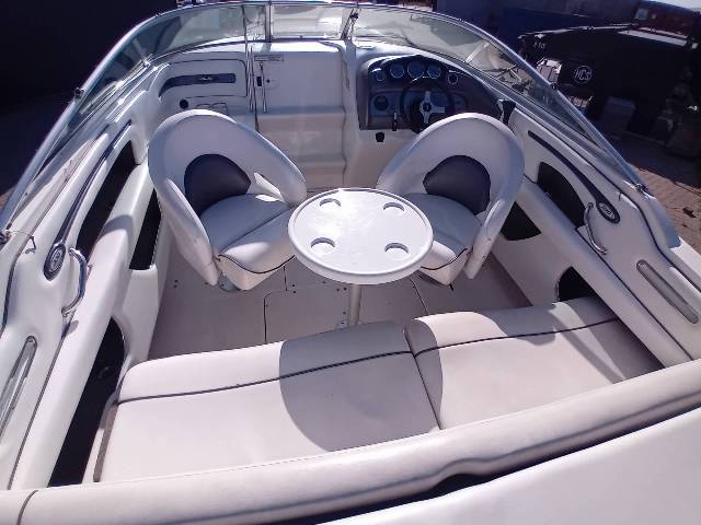 Searay 220  Sunsport m/ Mercruiser 4.3