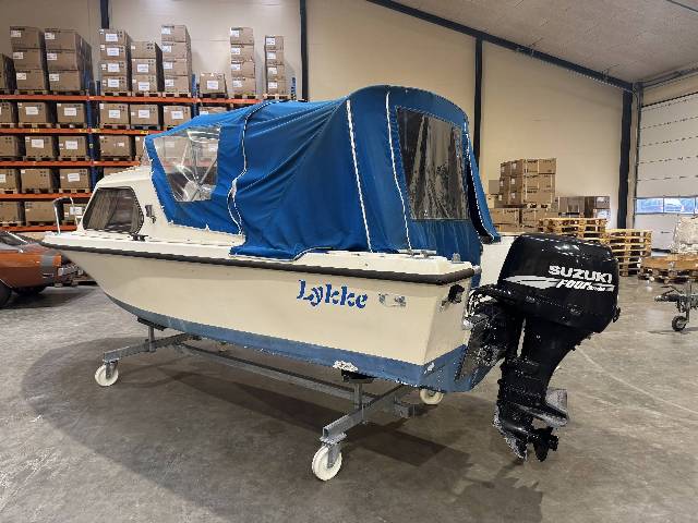 Selco 18 - Suzuki 50 HK 4-Takt/Udstyr PRISBASKER