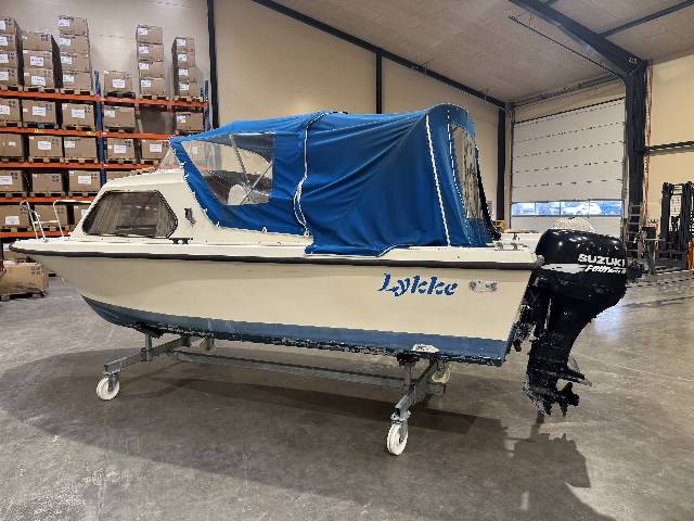 Selco 18 - Suzuki 50 HK 4-Takt/Udstyr PRISBASKER