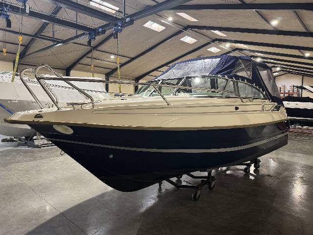 Uttern D68 Exclusive - Mercruiser 4.3