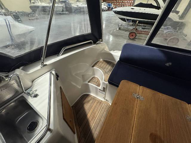 Uttern D68 Exclusive - Mercruiser 4.3