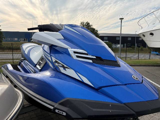 Yamaha & Seadoo vandscooter komplet sæt!